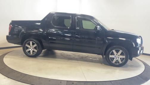 Crystal Black Pearl 2014 Honda Ridgeline SE