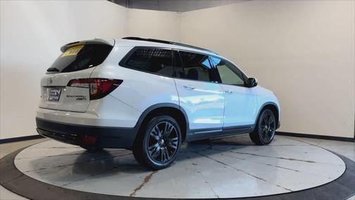 2022 Honda Pilot AWD Black Edition