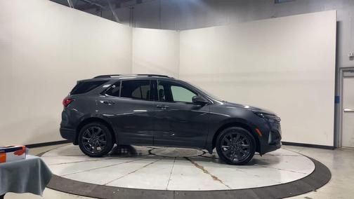 2022 Chevrolet Equinox FWD RS
