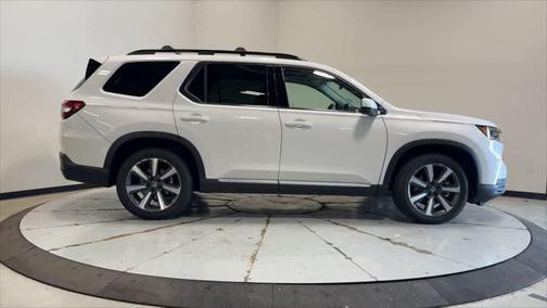 2023 Honda Pilot AWD Elite