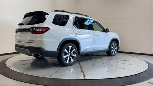 2023 Honda Pilot AWD Elite