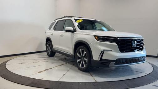 2023 Honda Pilot AWD Elite