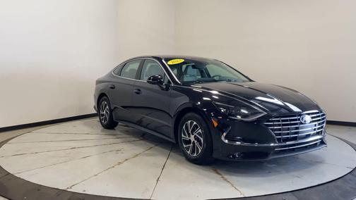 2023 Hyundai SONATA Hybrid Base