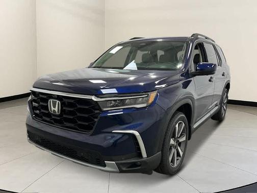 2025 Honda Pilot Touring 8-Passenger