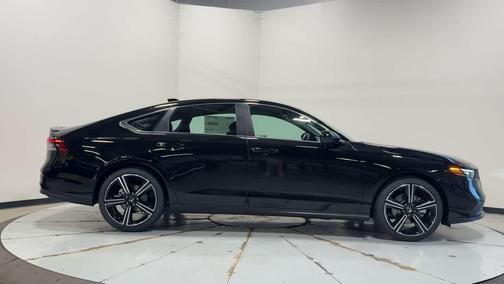 2025 Honda Accord Hybrid Base