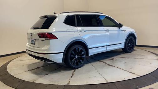2021 Volkswagen Tiguan 2.0T SE R-Line Black 4MOTION