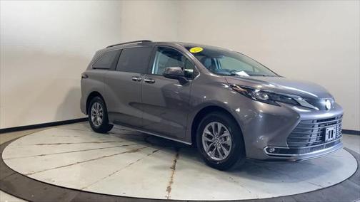 2024 Toyota Sienna XLE 7 Passenger