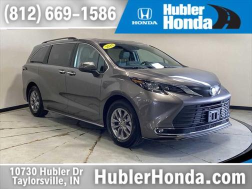 2024 Toyota Sienna XLE 7 Passenger