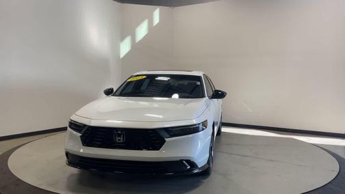 Platinum White Pearl 2023 Honda Accord Hybrid Sport-L