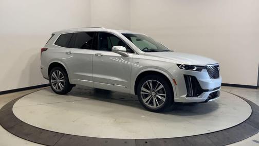 Radiant Silver Metallic 2020 Cadillac XT6 Premium Luxury AWD