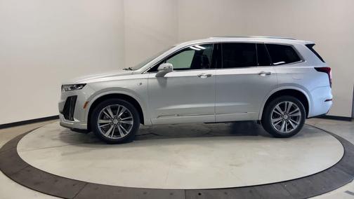 Radiant Silver Metallic 2020 Cadillac XT6 Premium Luxury AWD