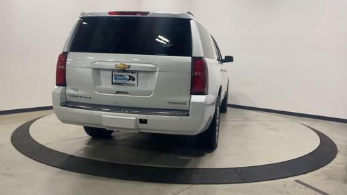 Iridescent Pearl Tricoat 2020 Chevrolet Suburban Premier