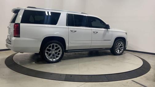 Iridescent Pearl Tricoat 2020 Chevrolet Suburban Premier