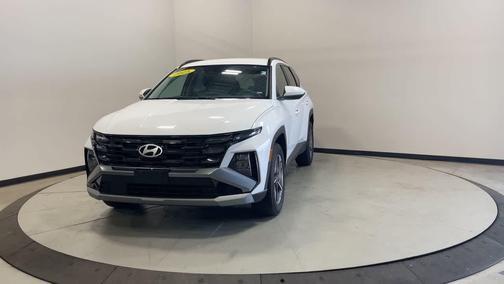 Serenity White Pearl 2025 Hyundai TUCSON SEL