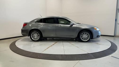 2012 Chrysler 200 Limited