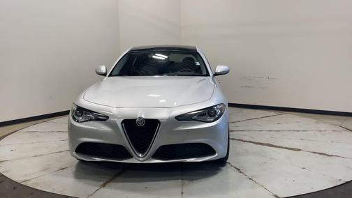 2017 Alfa Romeo Giulia Base