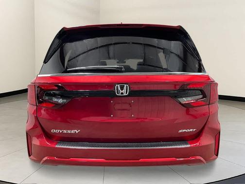 Radiant Red Metallic II 2026 Honda Odyssey Sport-L