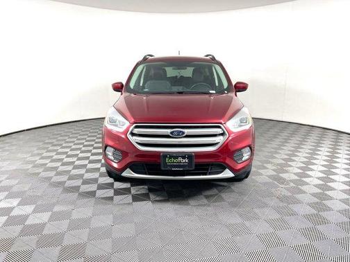 Photo 2 of 35 of 2018 Ford Escape SEL