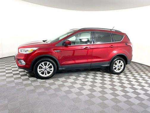 Photo 5 of 35 of 2018 Ford Escape SEL