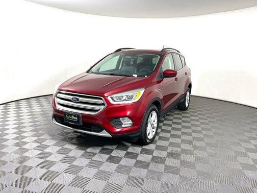 Photo 3 of 35 of 2018 Ford Escape SEL