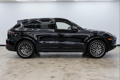 2023 Porsche Cayenne Cayenne