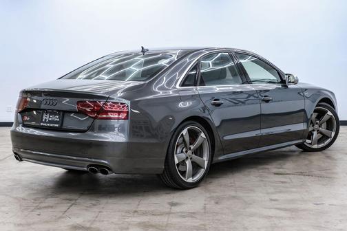 2014 Audi S8 4.0T
