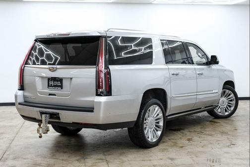 2017 Cadillac Escalade ESV Platinum