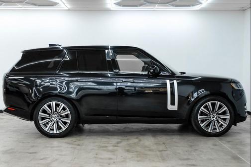 2023 Land Rover Range Rover Autobiography