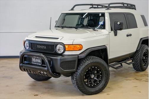 2012 Toyota FJ Cruiser Base