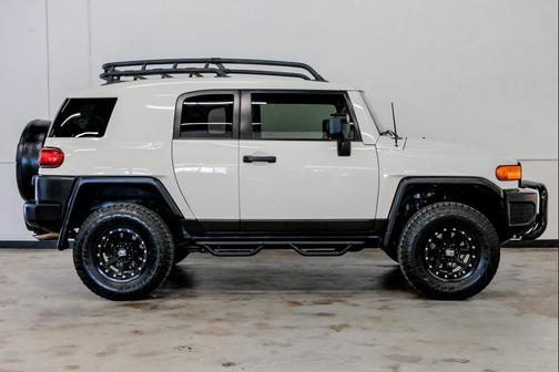 2012 Toyota FJ Cruiser Base