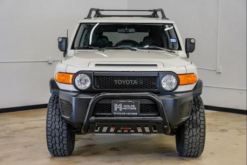 2012 Toyota FJ Cruiser Base