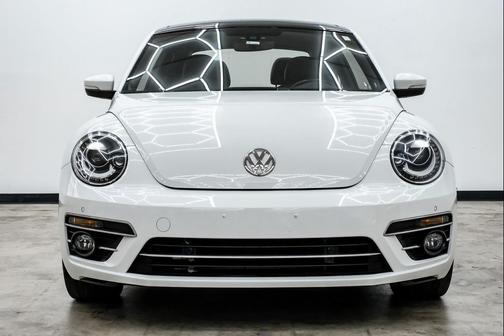 2019 Volkswagen Beetle 2.0T SE