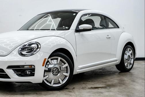 2019 Volkswagen Beetle 2.0T SE