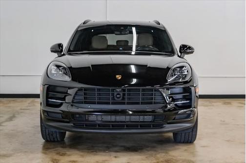 2020 Porsche Macan Base