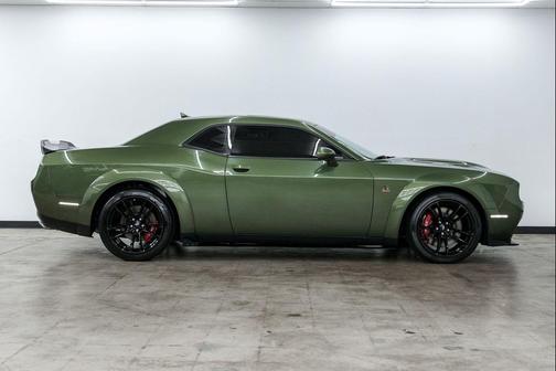 F8 Green 2022 Dodge Challenger R/T Scat Pack Widebody