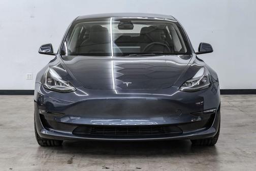 Gray 2022 Tesla Model 3 Performance
