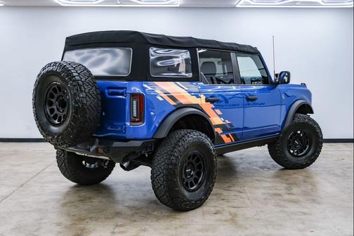 2023 Ford Bronco Black Diamond