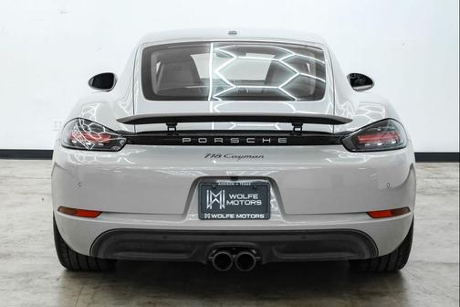 2022 Porsche 718 Cayman T