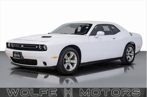 2016 Dodge Challenger SXT