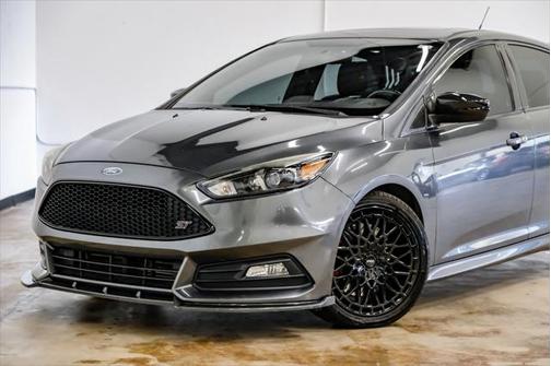 2018 Ford Focus ST