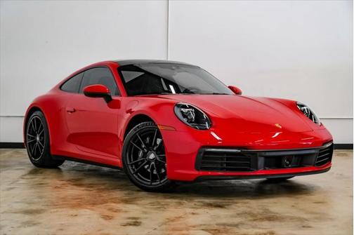 2022 Porsche 911 Carrera