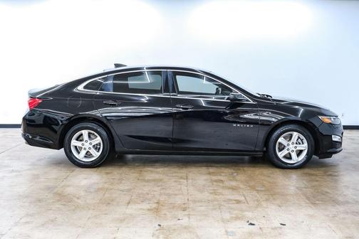 Black Metallic 2021 Chevrolet Malibu 1LS