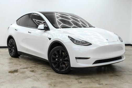 2021 Tesla Model Y Standard Range Rear-Wheel Drive