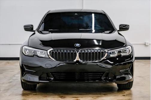 2020 BMW 330 330i