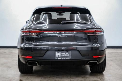 Gray 2019 Porsche Macan Macan