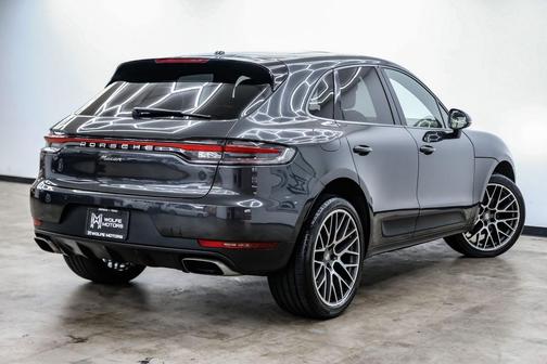 Gray 2019 Porsche Macan Macan
