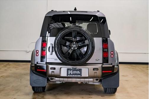 2022 Land Rover Defender 110 X-Dynamic SE