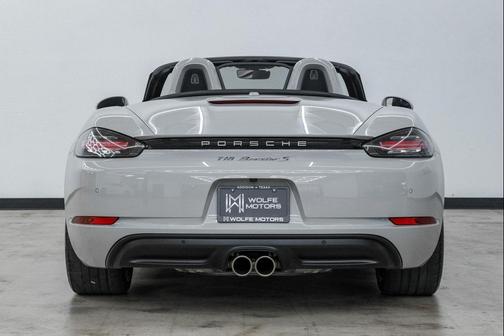 2021 Porsche 718 Boxster S