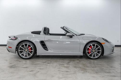 2021 Porsche 718 Boxster S