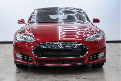 2014 Tesla Model S Base